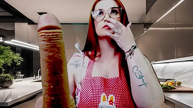 helenas fantasy online show from January 16, 2025, 3:45 am