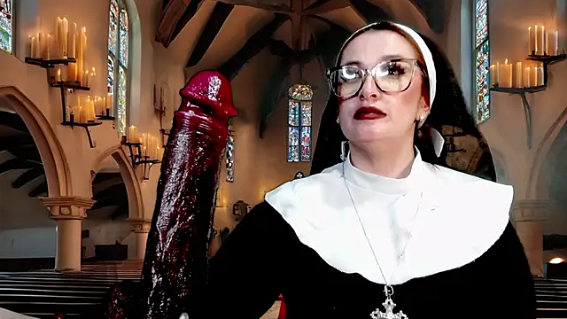 helenas fantasy online show from March 21, 2025, 9:23 am