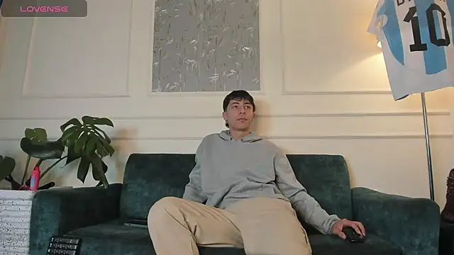 AlessandroDybala online show from March 8, 2025, 3:13 pm