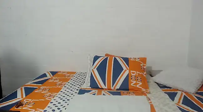Snapshot of candy_mature_ chatting on February 25, 2025, 10:18 pm candy mature online show from February 25, 2025, 10:18 pm