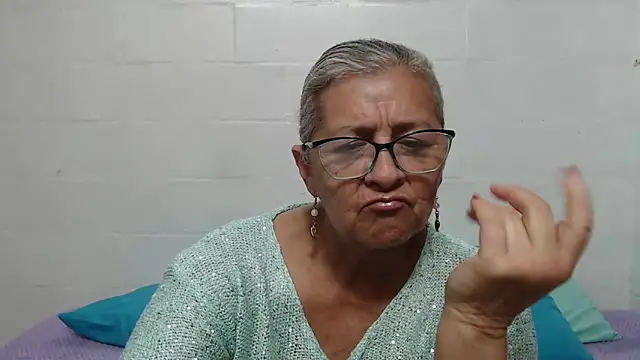Snapshot of candy_mature_ chatting on September 30, 2025, 11:54 pm candy mature online show from September 30, 2025, 11:54 pm