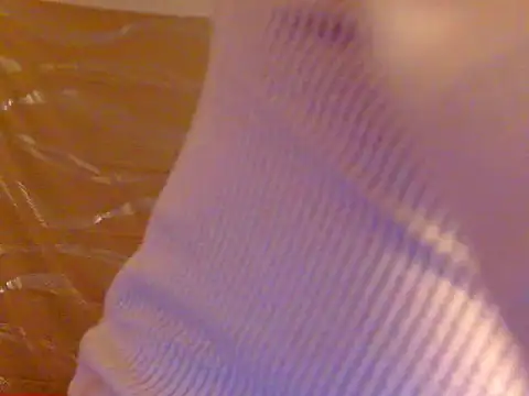 HeyyImHarlowe online show from December 24, 2024, 6:33 am