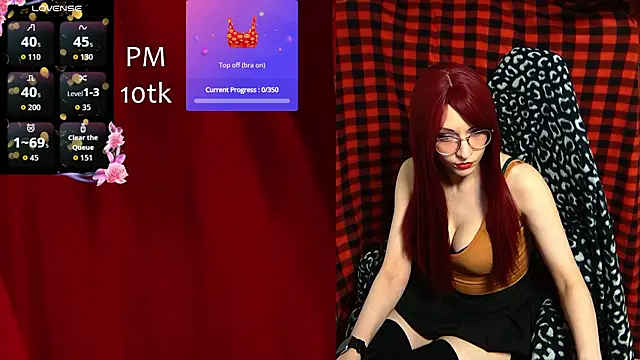 Snapshot of ElliMoor chatting on October 21, 2025, 10:49 am ElliMoor online show from October 21, 2025, 10:49 am