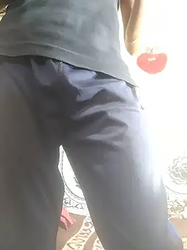 BadBoySmoker7070 online show from March 4, 2025, 5:32 am