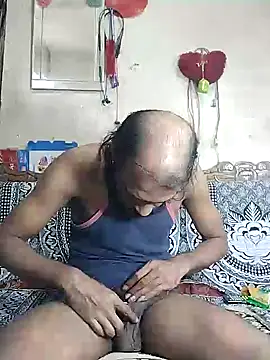 BadBoySmoker7070 online show from October 18, 2025, 3:35 pm