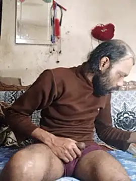 BadBoySmoker7070 online show from January 6, 2026, 7:17 pm