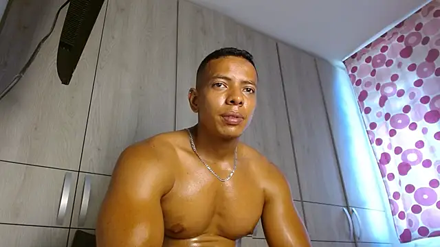 Muscle Brown10 online show from January 12, 2025, 2:19 pm