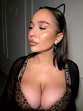 Snapshot of CardiSweetBaby chatting on September 23, 2025, 4:54 pm CardiSweetBaby online show from September 23, 2025, 4:54 pm