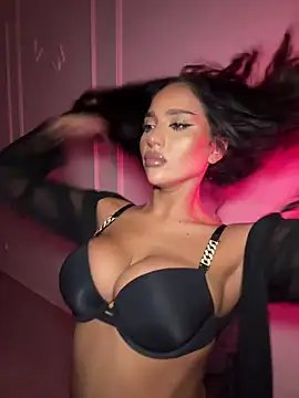 Snapshot of CardiSweetBaby chatting on December 20, 2025, 5:42 pm CardiSweetBaby online show from December 20, 2025, 5:42 pm