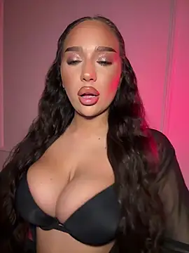 Snapshot of CardiSweetBaby chatting on January 15, 2026, 8:12 pm CardiSweetBaby online show from January 15, 2026, 8:12 pm