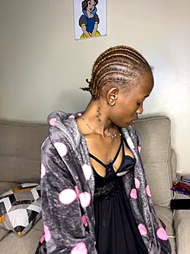 Snapshot of Shanniva chatting on September 9, 2025, 4:45 am Shanniva online show from September 9, 2025, 4:45 am