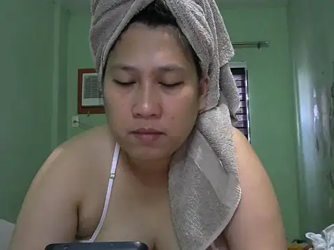 Snapshot of sweetsexysmile chatting on December 3, 2025, 1:35 am sweetsexysmile online show from December 3, 2025, 1:35 am