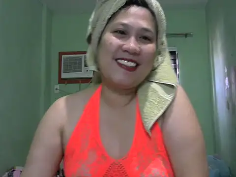 Snapshot of sweetsexysmile chatting on February 4, 2026, 1:33 am sweetsexysmile online show from February 4, 2026, 1:33 am