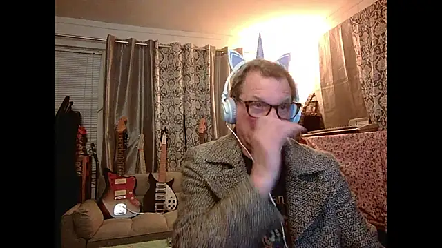 coryassman online show from January 12, 2025, 12:33 pm