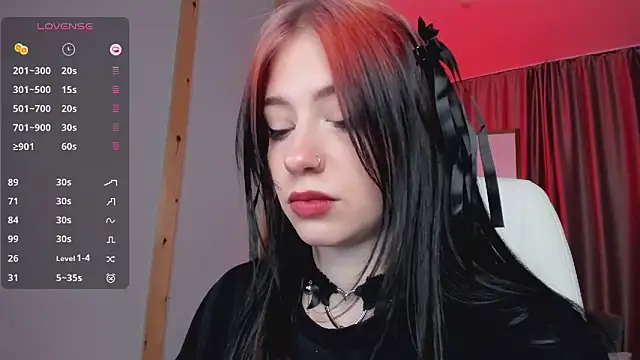 arielabradberry online show from December 11, 2024, 2:11 pm