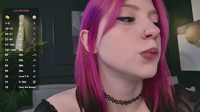 arielabradberry online show from April 10, 2026, 2:44 pm