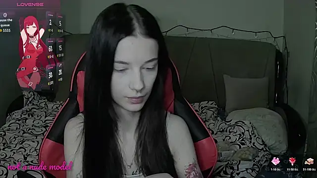 Snapshot of Miya_Dream_UKR chatting on November 27, 2025, 5:04 pm Miya Dream UKR online show from November 27, 2025, 5:04 pm