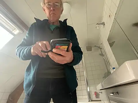 martxxxxx online show from February 16, 2026, 10:11 am