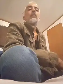 Snapshot of Xoc8_ chatting on December 14, 2024, 12:44 am Xoc8  online show from December 14, 2024, 12:44 am