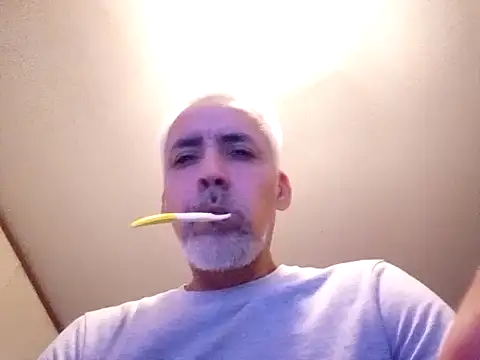 Snapshot of Xoc8_ chatting on February 7, 2025, 7:49 pm Xoc8  online show from February 7, 2025, 7:49 pm