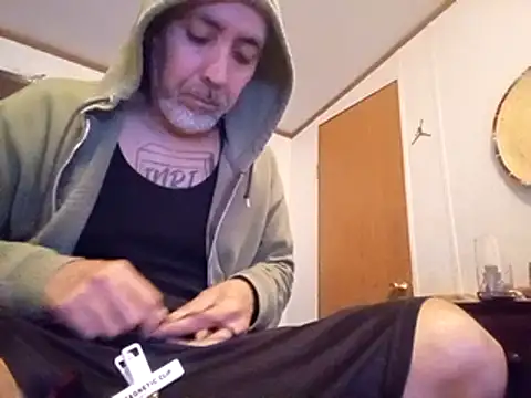 Snapshot of Xoc8_ chatting on February 12, 2025, 8:27 am Xoc8  online show from February 12, 2025, 8:27 am