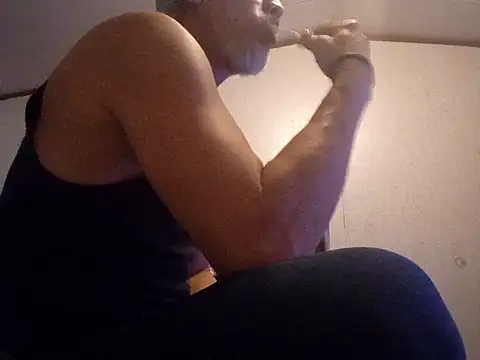 Snapshot of Xoc8_ chatting on February 13, 2025, 12:57 am Xoc8  online show from February 13, 2025, 12:57 am