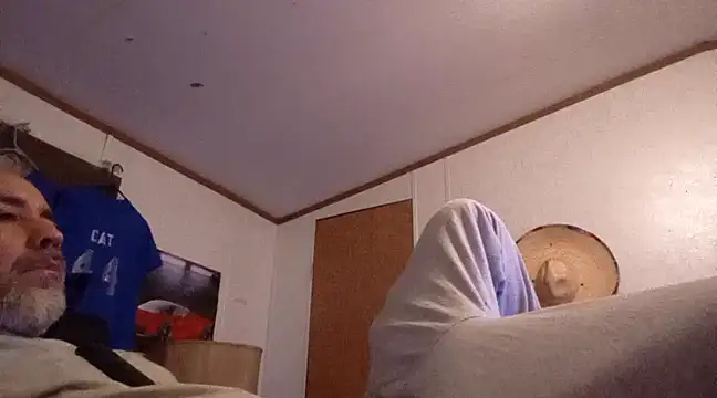 Snapshot of Xoc8_ chatting on February 15, 2025, 4:25 am Xoc8  online show from February 15, 2025, 4:25 am