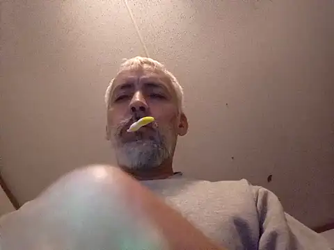 Snapshot of Xoc8_ chatting on February 22, 2025, 8:29 am Xoc8  online show from February 22, 2025, 8:29 am