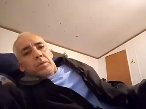 Snapshot of Xoc8_ chatting on March 7, 2025, 8:13 am Xoc8  online show from March 7, 2025, 8:13 am