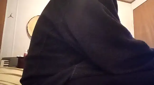 Snapshot of Xoc8_ chatting on March 7, 2025, 12:01 pm Xoc8  online show from March 7, 2025, 12:01 pm