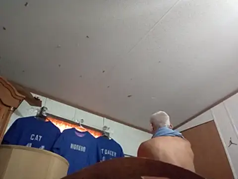 Snapshot of Xoc8_ chatting on October 18, 2025, 7:36 pm Xoc8  online show from October 18, 2025, 7:36 pm