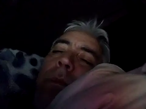 Snapshot of Xoc8_ chatting on November 9, 2025, 1:31 pm Xoc8 online show from November 9, 2025, 1:31 pm