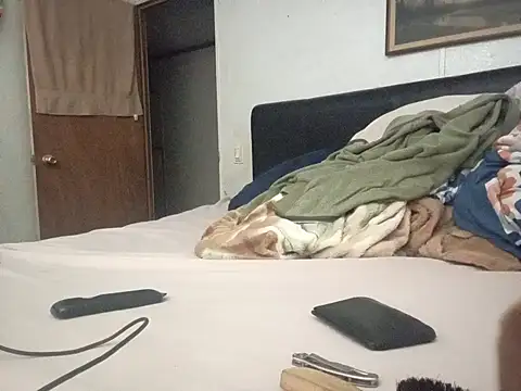 Snapshot of Xoc8_ chatting on December 5, 2025, 3:59 am Xoc8 online show from December 5, 2025, 3:59 am