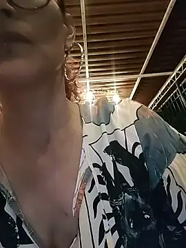 Snapshot of SelenaHouston chatting on February 6, 2026, 4:28 am SelenaHouston online show from February 6, 2026, 4:28 am