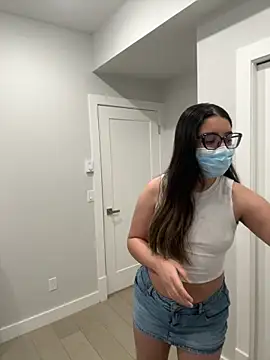 jAsMinE678 online show from April 9, 2026, 3:06 pm