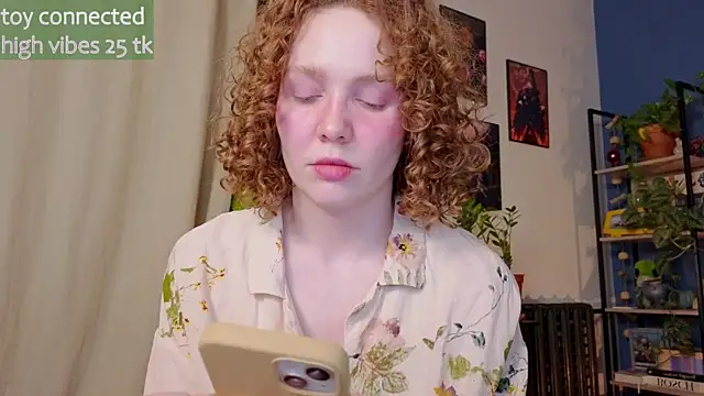 Snapshot of _lightmyfire chatting on February 15, 2025, 10:42 pm lightmyfire online show from February 15, 2025, 10:42 pm