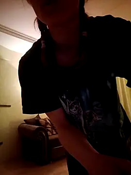 AnnettaMaera online show from April 16, 2026, 11:18 pm