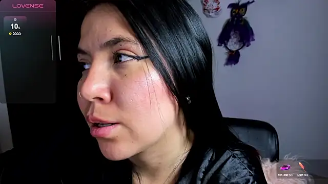 AilynRed online show from February 6, 2025, 5:14 am