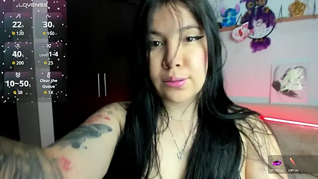 AilynRed online show from November 7, 2025, 4:12 am