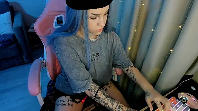 Ledy WWWII online show from January 22, 2025, 4:55 pm