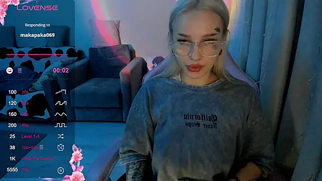 Ledy WWWII online show from February 23, 2025, 8:22 pm