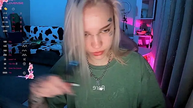 Ledy WWWII online show from March 22, 2025, 7:09 pm