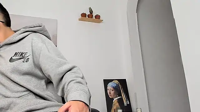 a lejandro 0 8 online show from March 6, 2025, 2:30 am