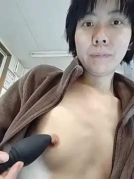 muuna9999 online show from February 13, 2026, 11:28 am