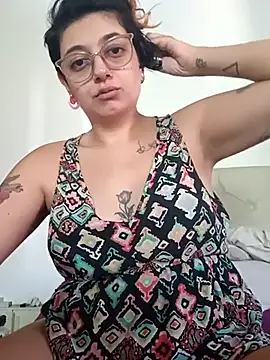 ConeNella online show from March 4, 2025, 6:07 pm