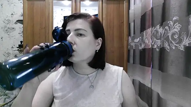 SophieNightAh online show from September 15, 2025, 11:43 am