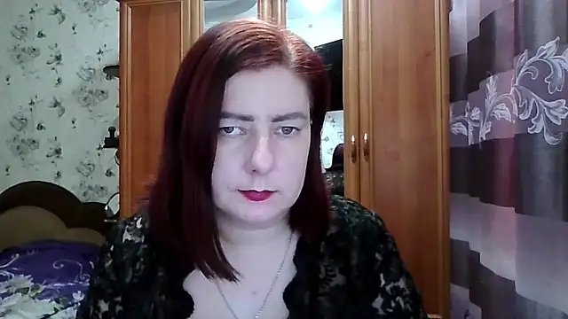 SophieNightAh online show from February 13, 2026, 5:31 pm