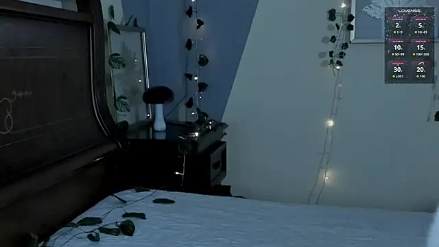 Snapshot of BlueBerry____ chatting on October 21, 2025, 11:49 pm BlueBerry     online show from October 21, 2025, 11:49 pm