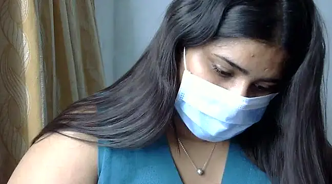 cutelady65 online show from December 4, 2024, 2:15 pm