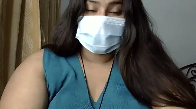 cutelady65 online show from March 10, 2025, 5:18 pm